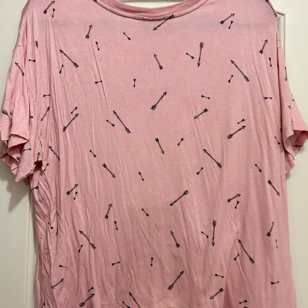 ELF Pink Graphic T-Shirt - Picture 4 of 4